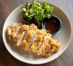 Charmed crispy chicken w/rice